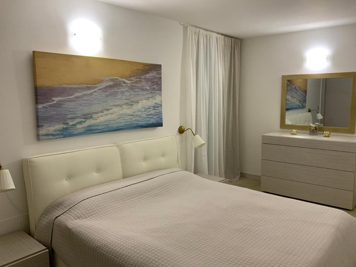 King' S Apartment Sirmione Exteriör bild